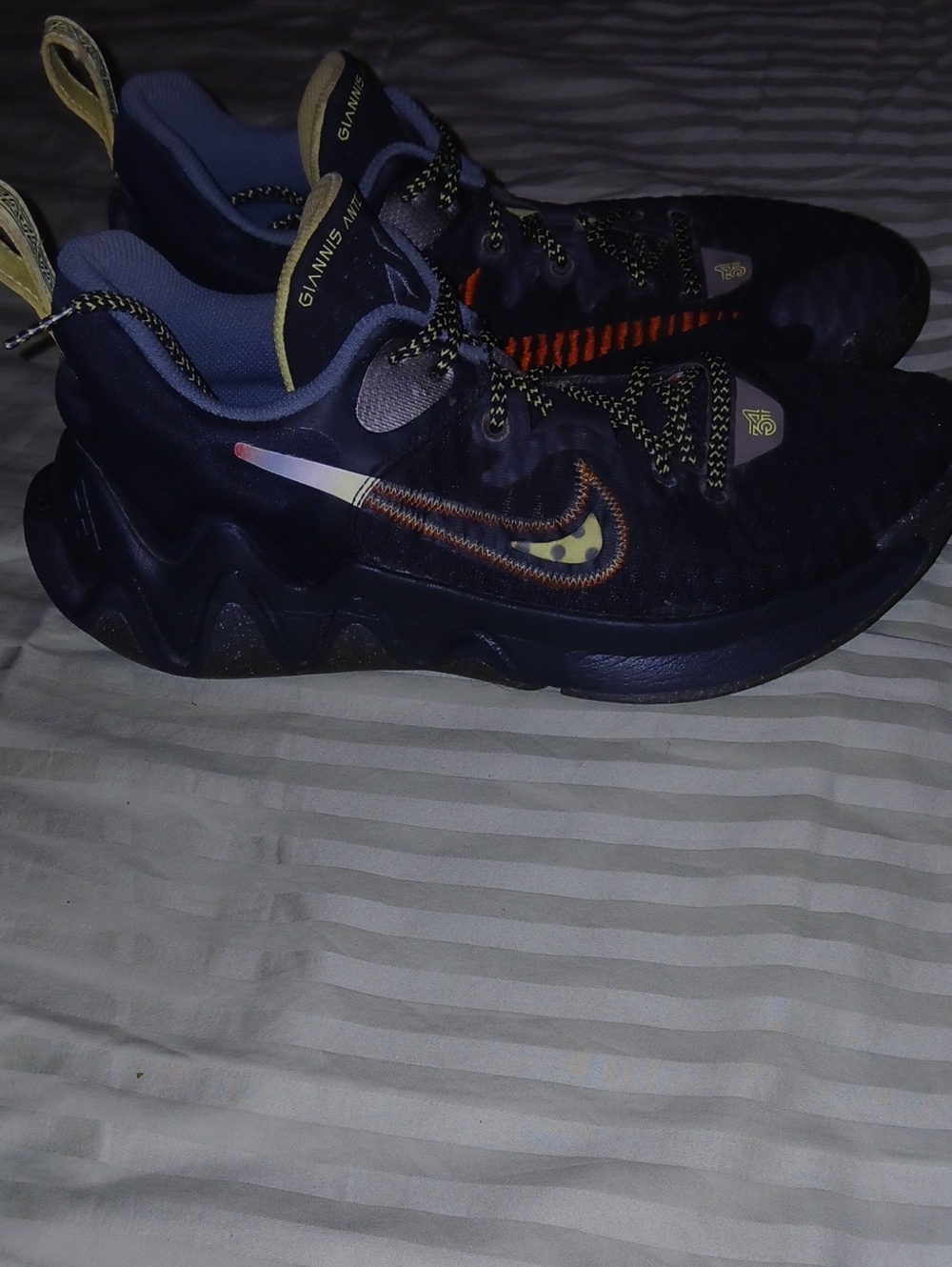 Nike Giannis Antetokounmpo Immortality Force Field Basketball Sneakers Sz: 9